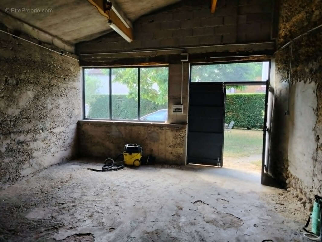 Maison de 104 m2 avec dépendances - photo 8