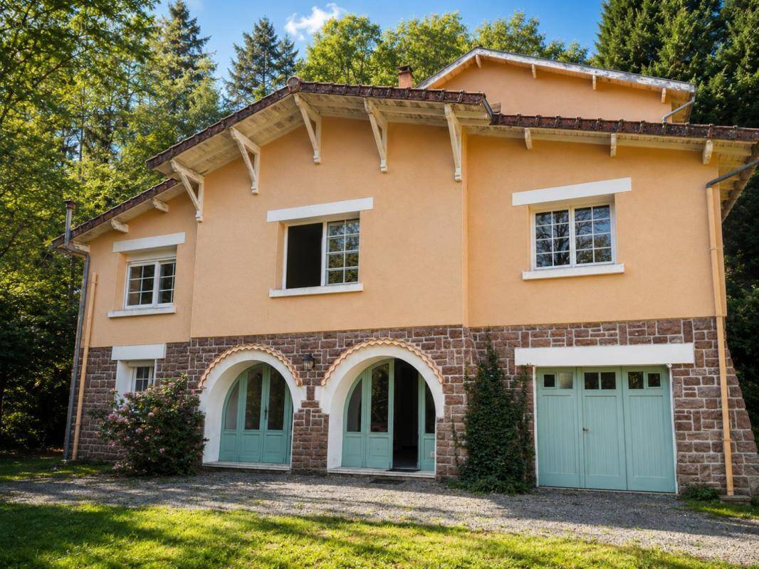 Maison à BOSMIE-L'AIGUILLE