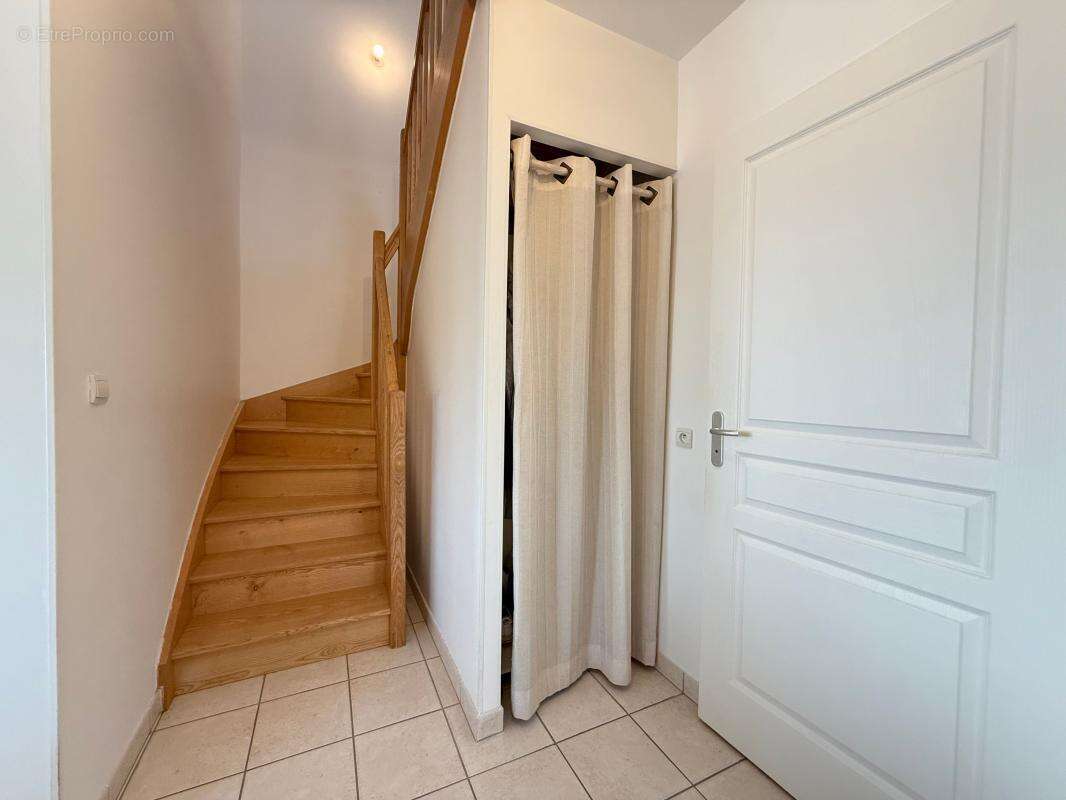 Maison à VAUX-SUR-MER