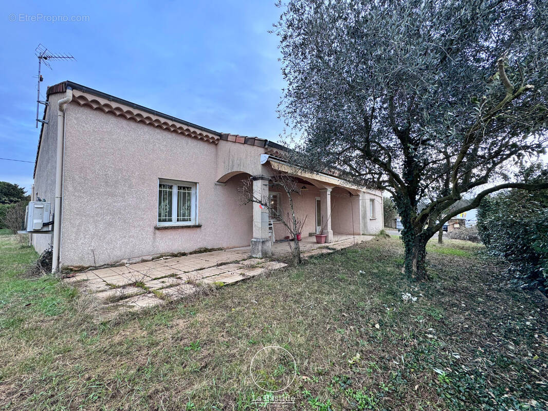 Maison à MONTBOUCHER-SUR-JABRON