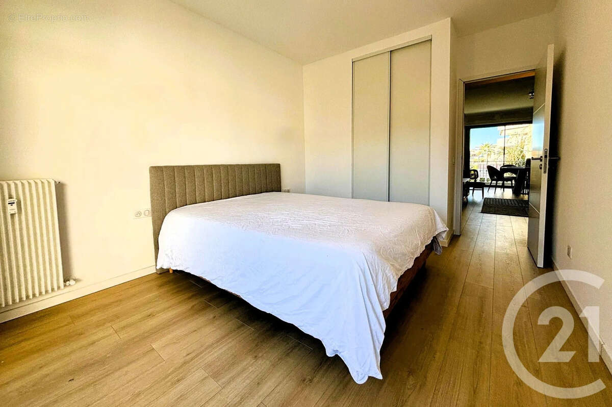Appartement à LE CANNET