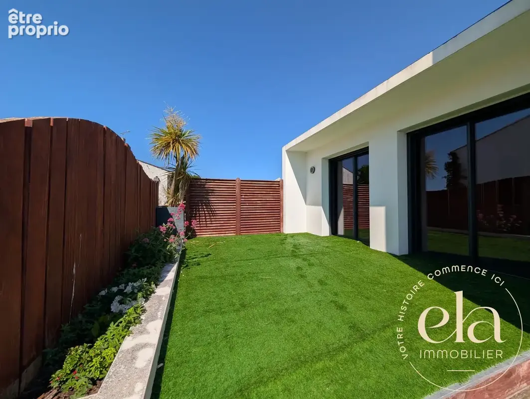 Maison 179 m² à Saint-Gilles-Croix-De-Vie  - photo 3