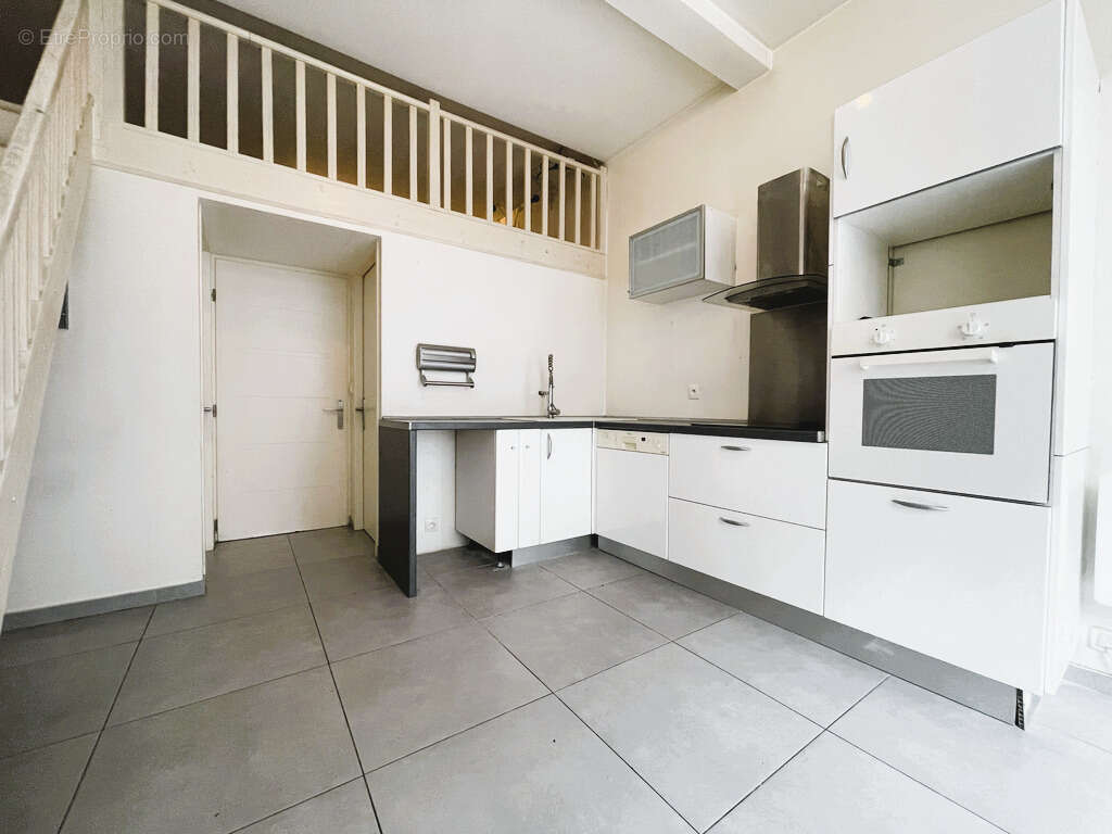 Appartement à DOMENE