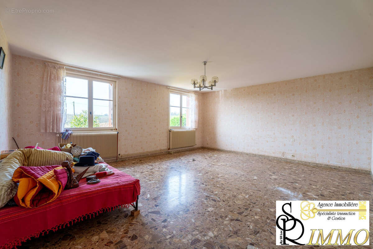 Maison à SAINT-LAURENT-D'ANDENAY