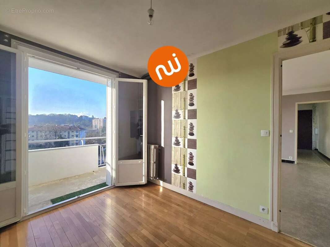 Appartement à TASSIN-LA-DEMI-LUNE