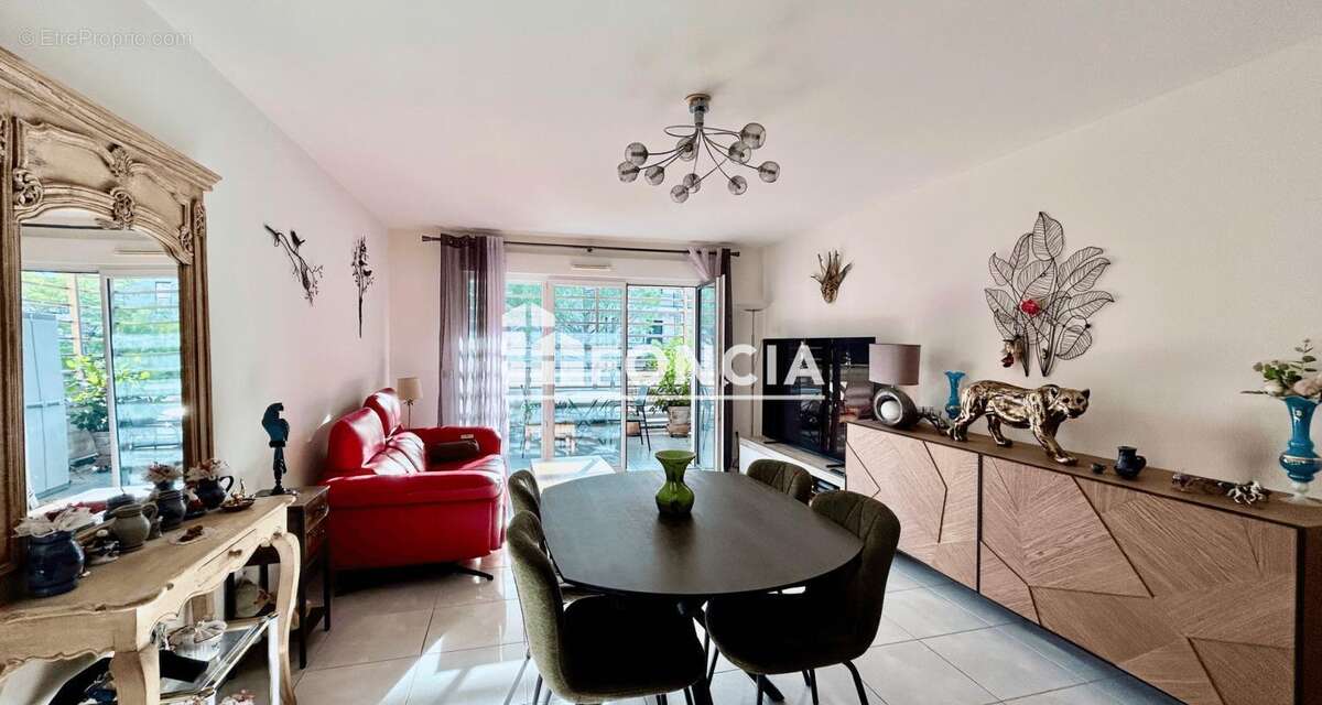 Appartement à SAINT-RAPHAEL