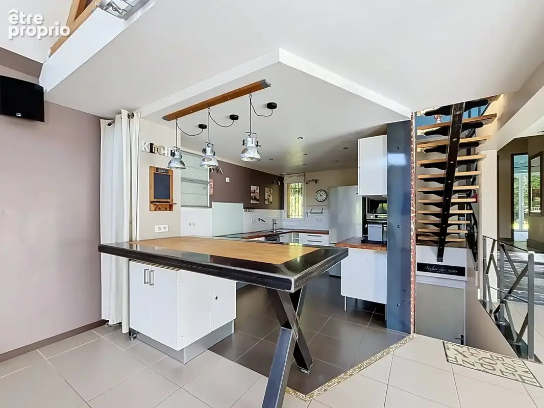Maison 6 pièces 155 m² à vendre à Chateaufort (78117) - photo 4
