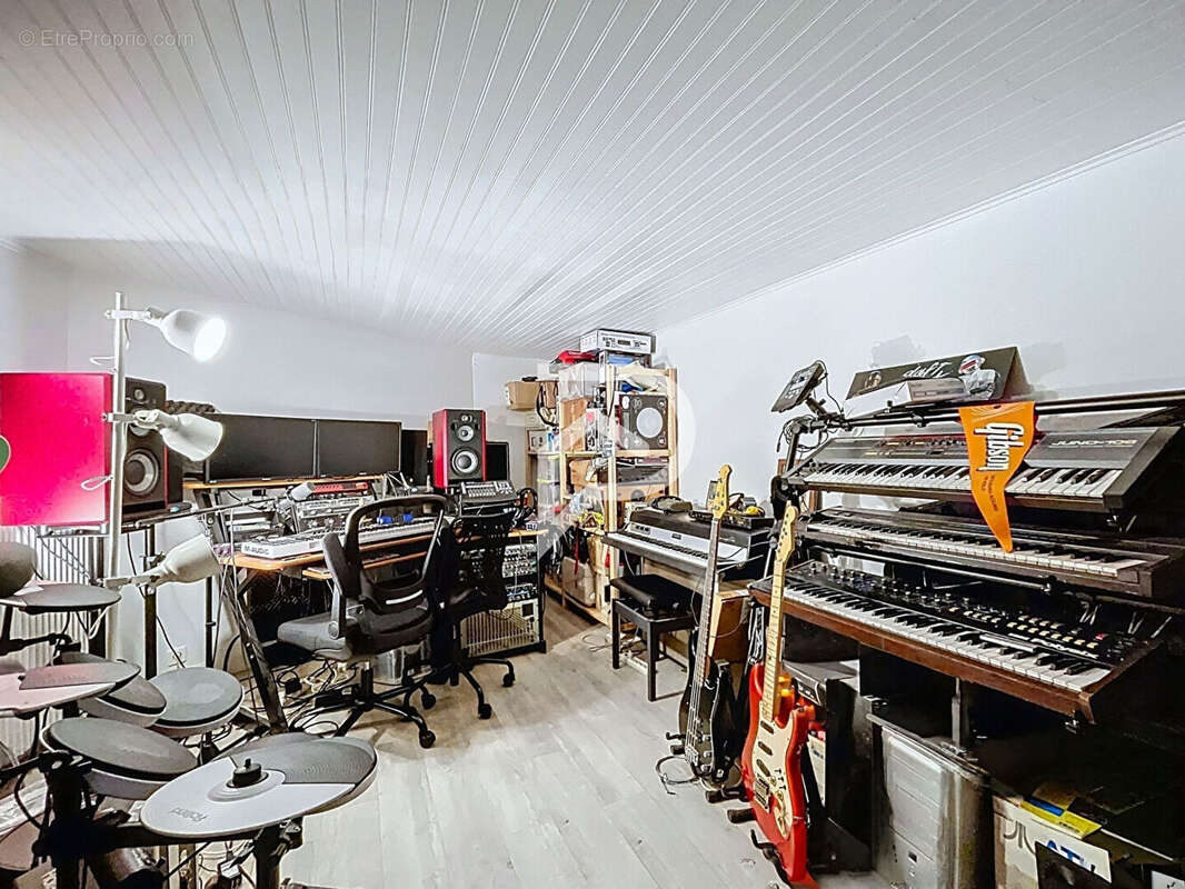 Appartement à ASNIERES-SUR-SEINE