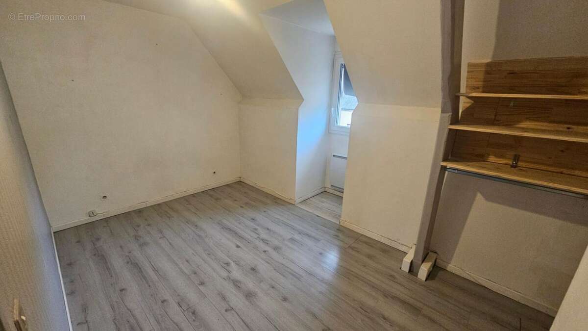 Appartement à HOUDAN