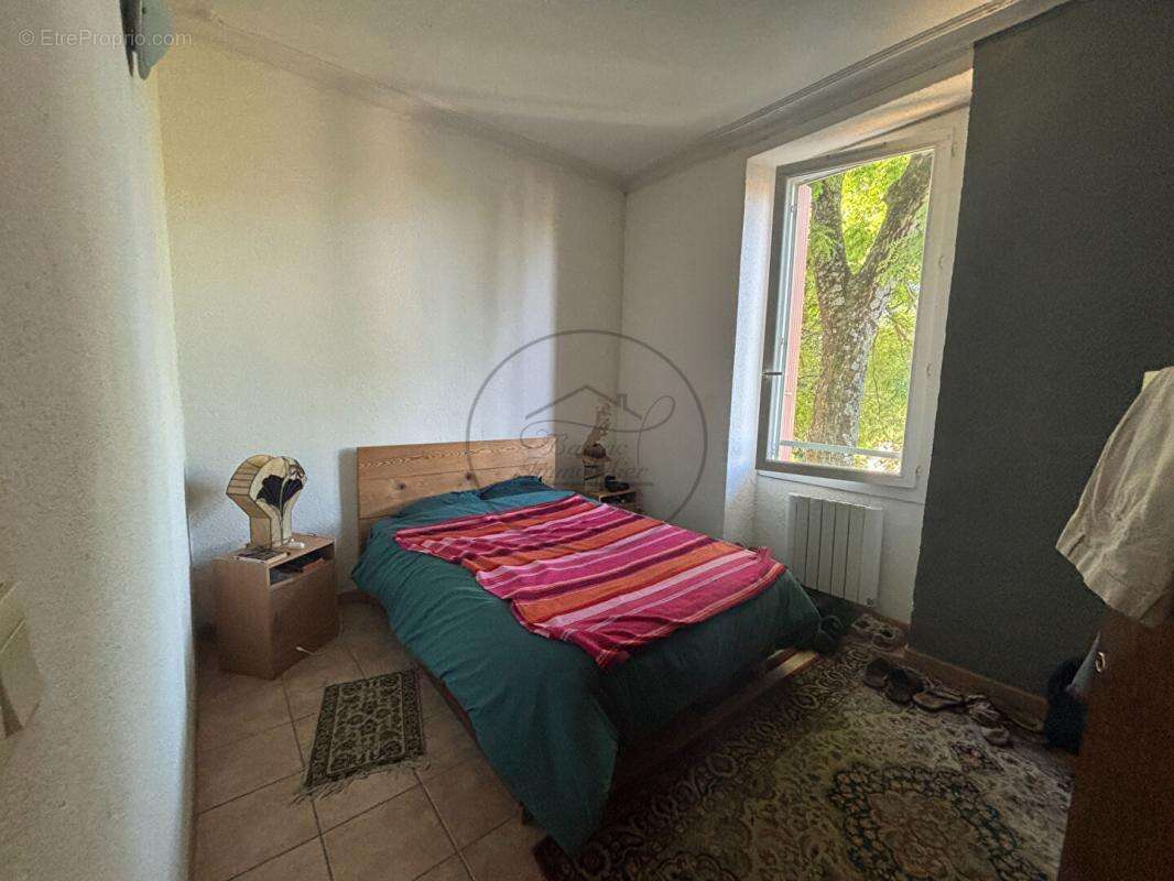 Appartement à BARJAC