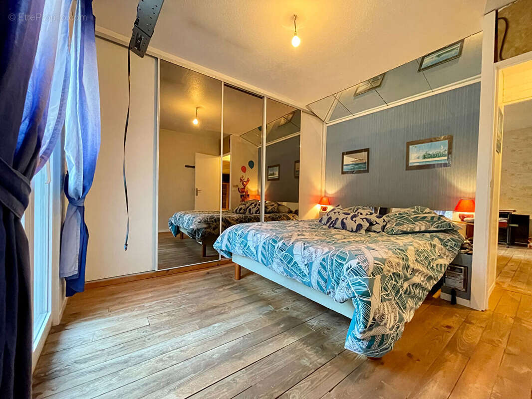 Propriété à Cerdon 5 pièces, 131 m2 habitables, 294.54 m² au sol  Terrain : 5 132 m² - photo 4