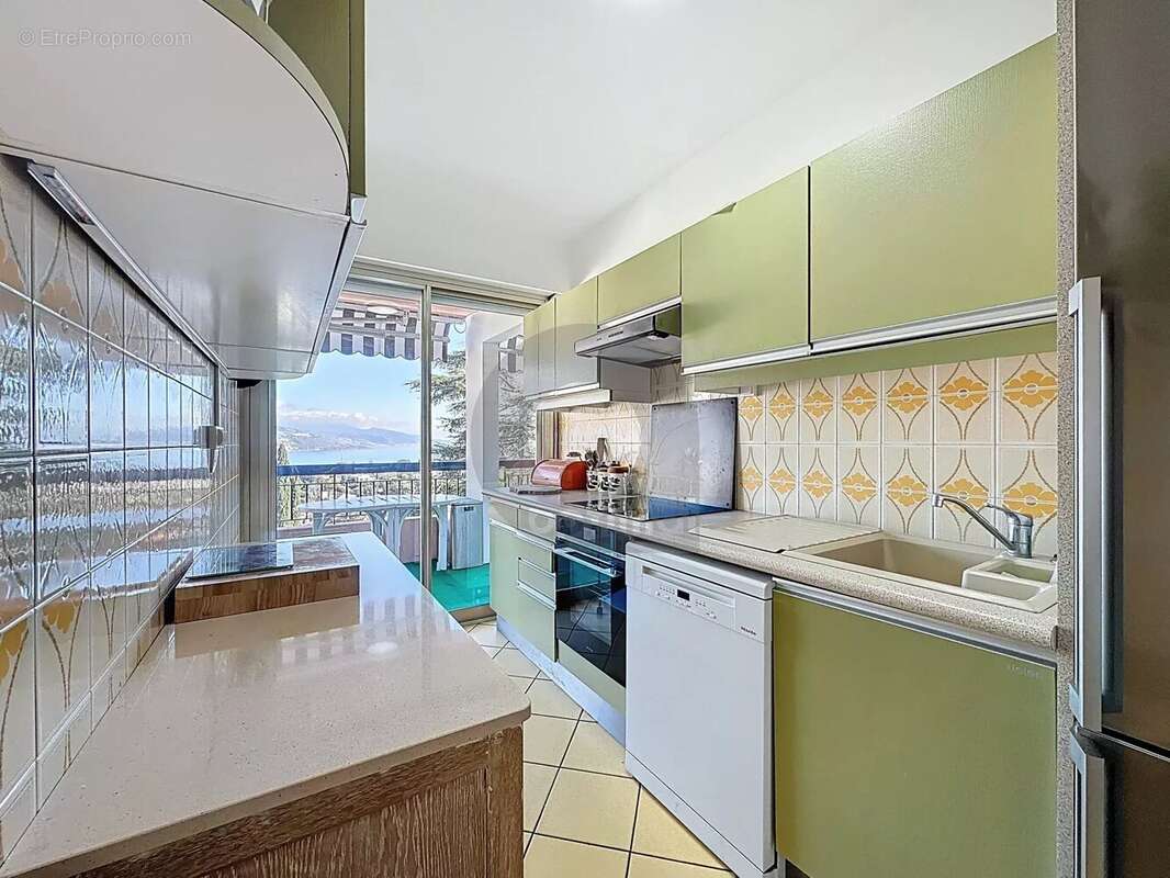 Appartement à ROQUEBRUNE-CAP-MARTIN