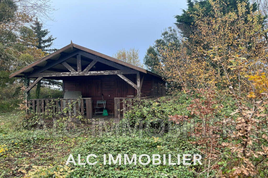 Terrain à CHAMPFLEUR