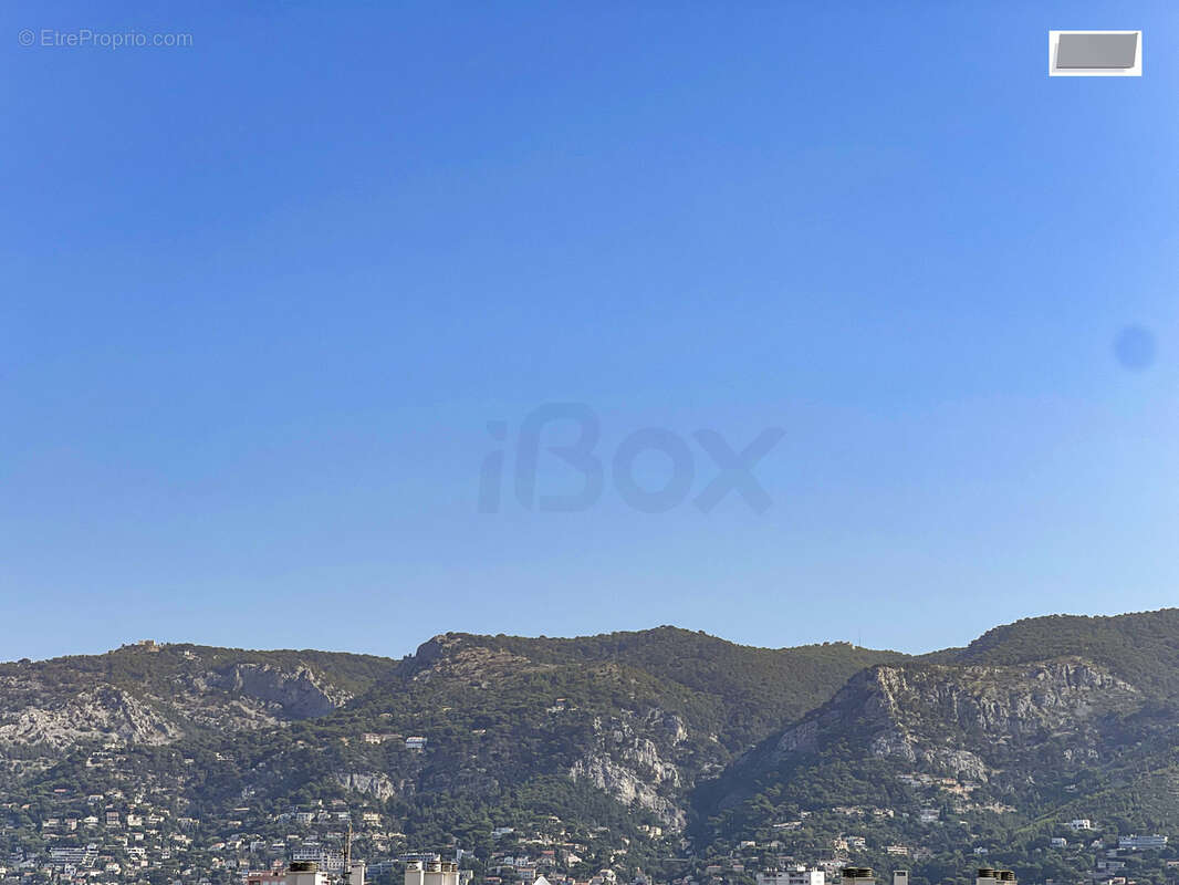 Toulon mourillon - port marchand - appartement 3 pieces - 2 chambres - balcon - photo 17
