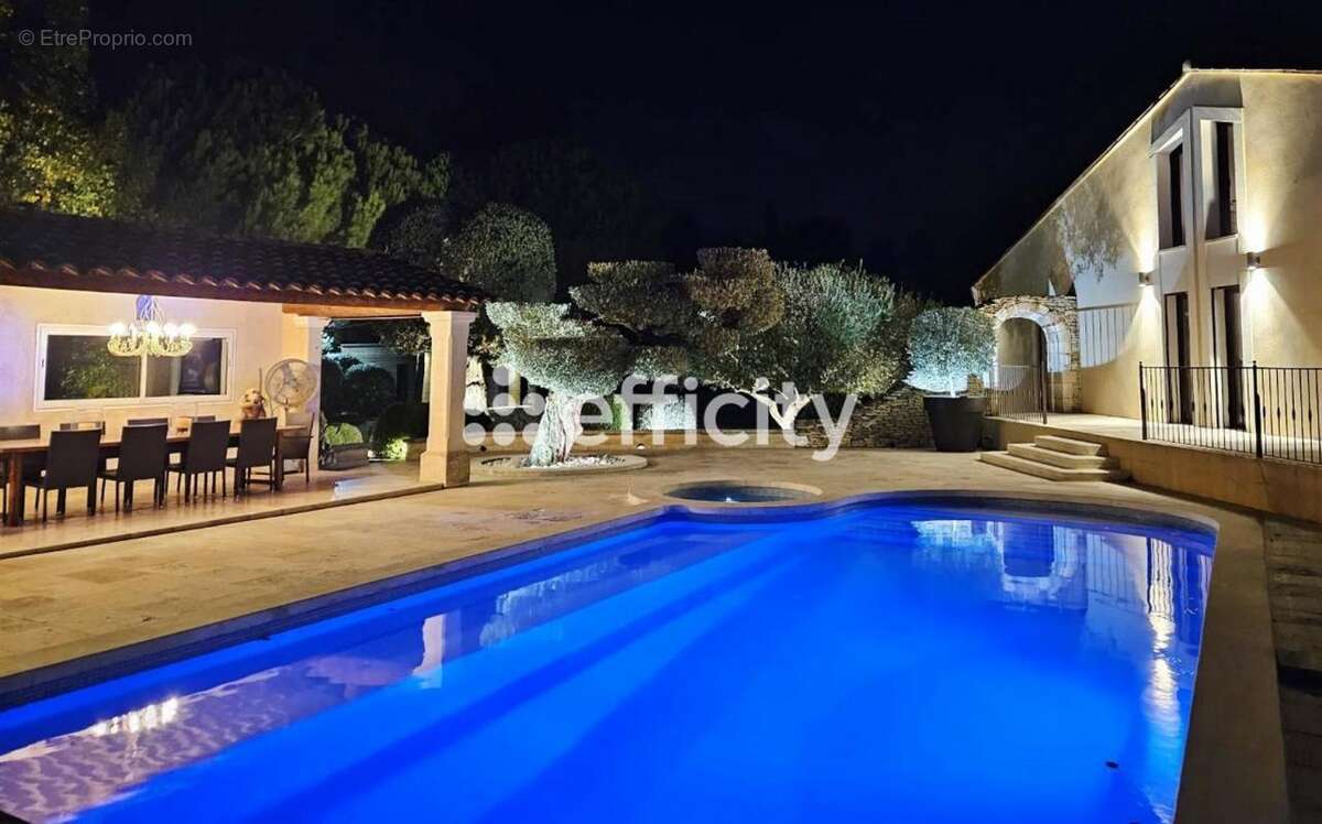 Maison à SAINT-REMY-DE-PROVENCE