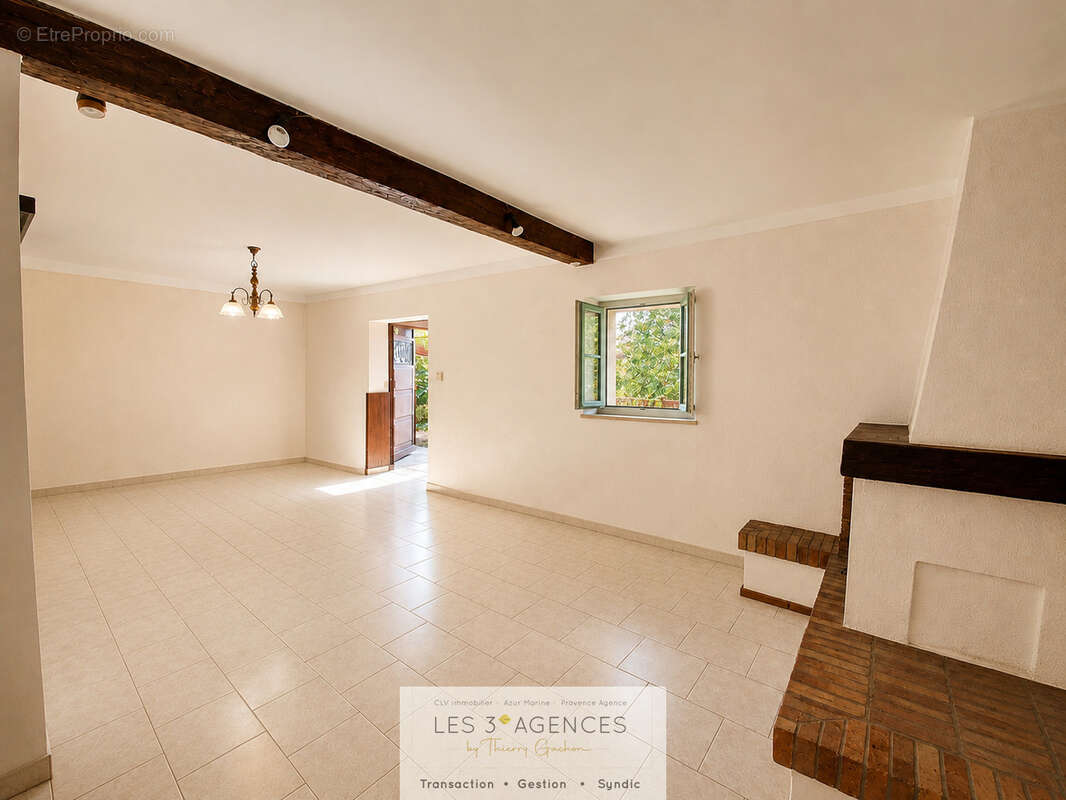 Maison à COGOLIN