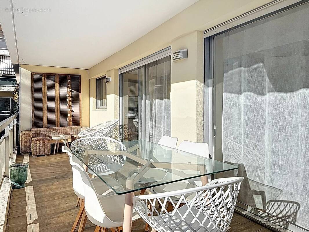 Appartement à CANNES