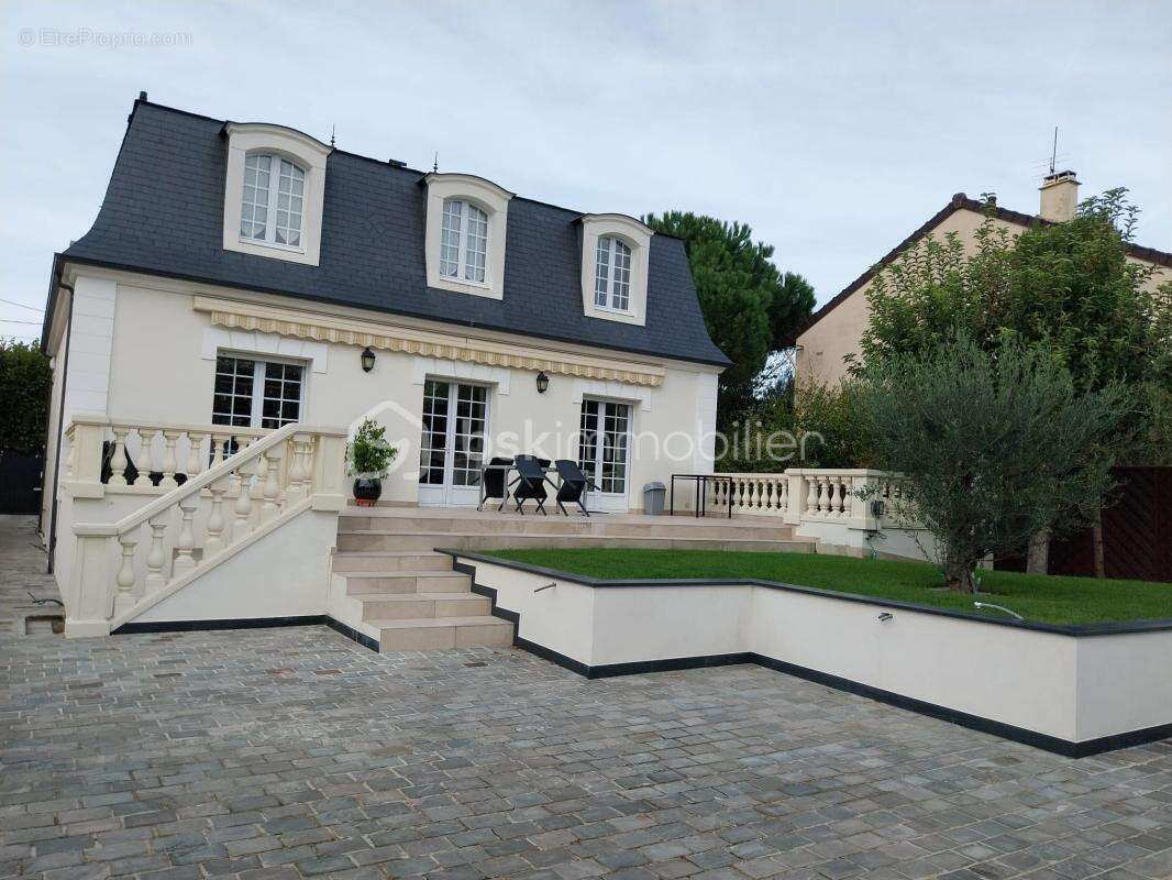 Maison 165 m² à Champs-Sur-Marne  - photo 14