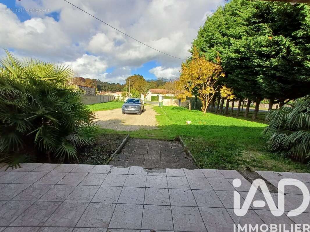 Photo 2 - Maison à SAINT-GERMAIN-D'ESTEUIL