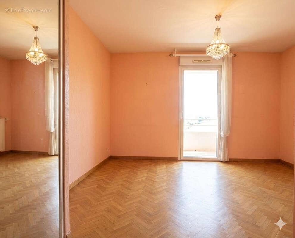 Appartement à VITRY-SUR-SEINE