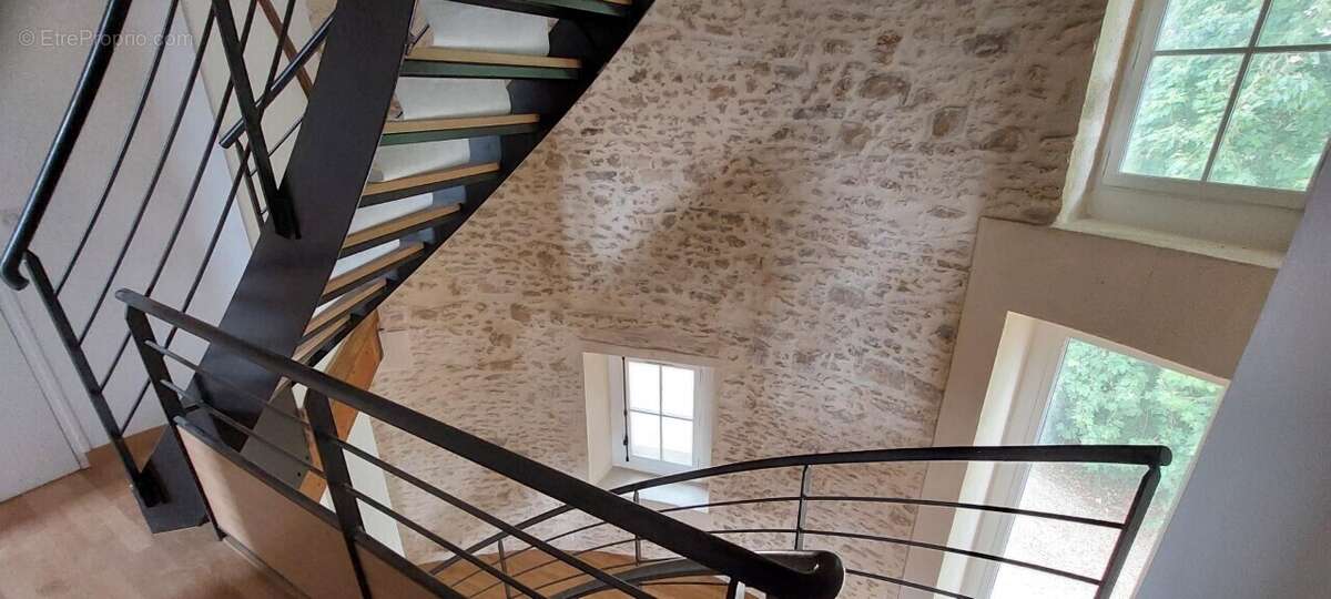 Appartement à FONTENAY-TRESIGNY