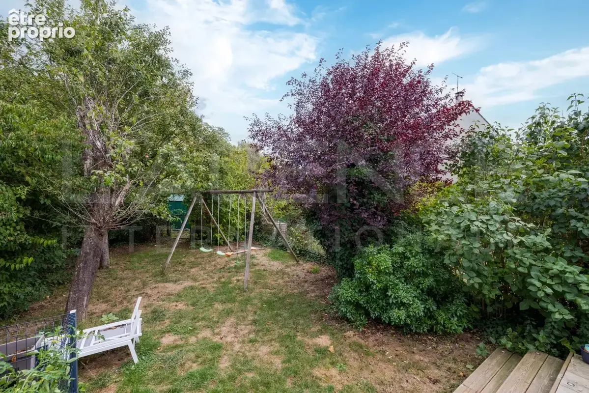 Maison familiale dans un environnement calme et verdoyant - photo 8