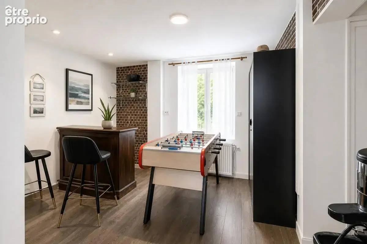 Maison de 7 pièces de 175 m² à Fontaine-la-Gaillarde - photo 13