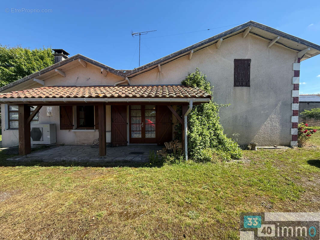 Maison à MOUSTEY