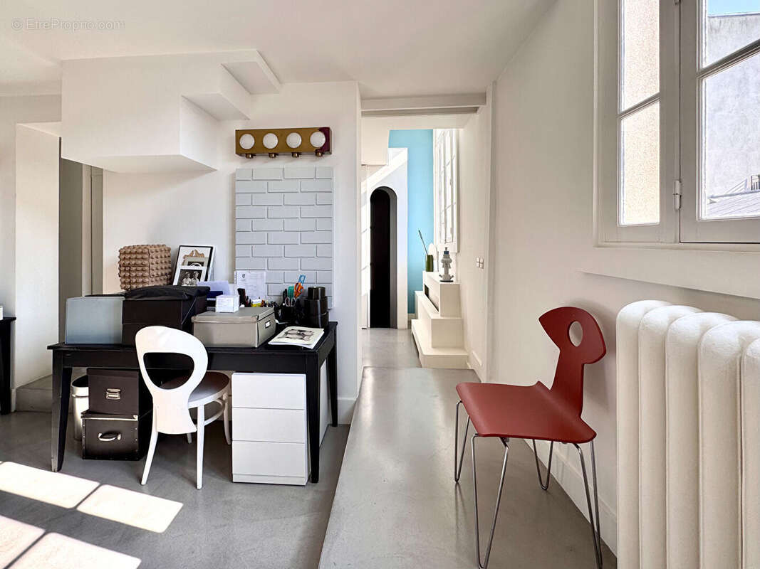 Appartement à PARIS-10E