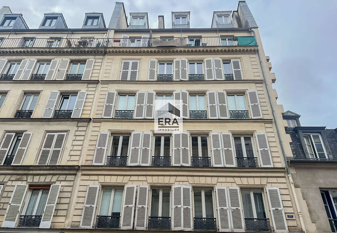 Appartement à PARIS-11E