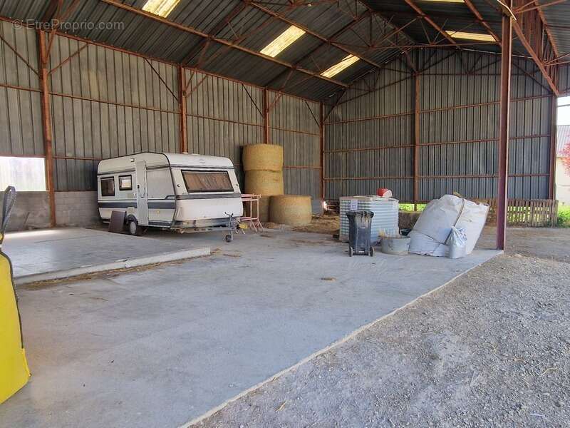 Propriété à vendre 8 pièces proche nancy (54) sur 1,8 hectare - propriété agricole avec ferme rénovée, dependances, ecuries, gra - photo 11