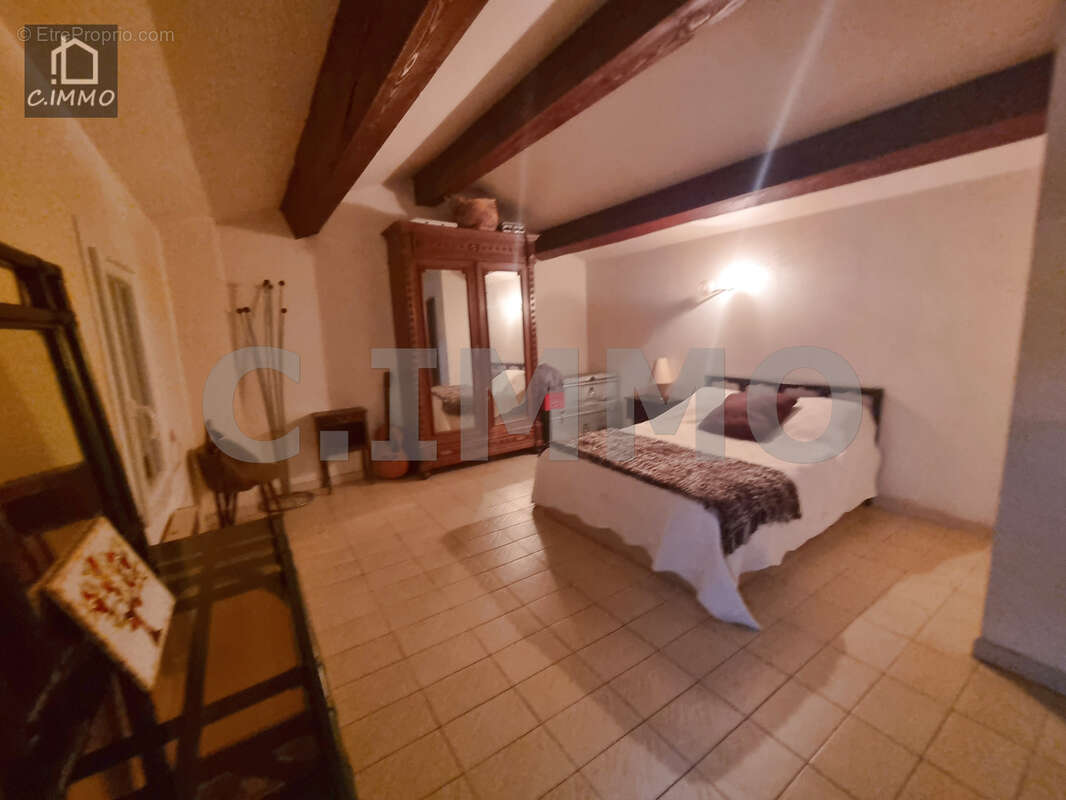 Maison à SERVIAN
