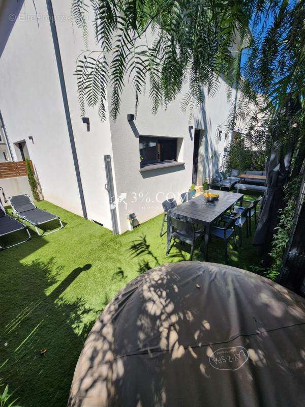 Maison à VIAS