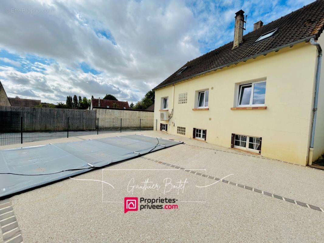 Maison à COULOMMIERS