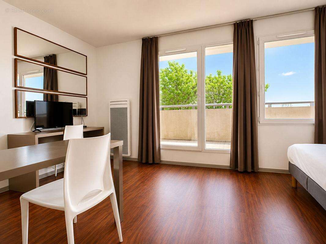 Vente T1 24m2 TALENCE (33400) - photo 2