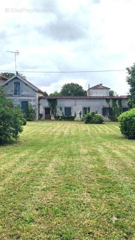 Maison à MIGRON