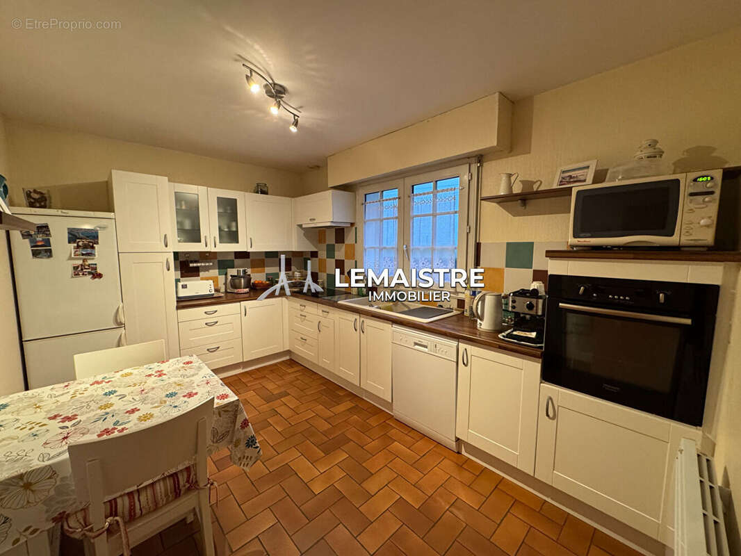 Maison à BEUZEVILLE-LA-GRENIER