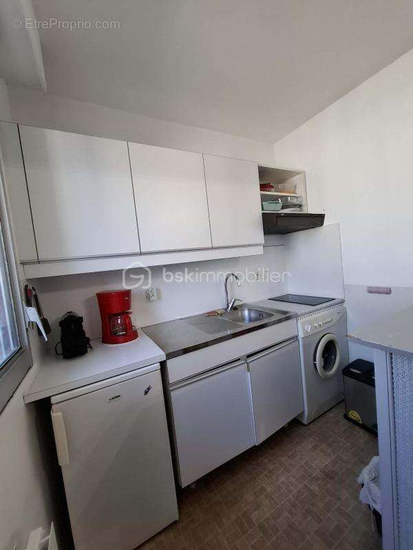 Appartement à MAGNY-LE-DESERT