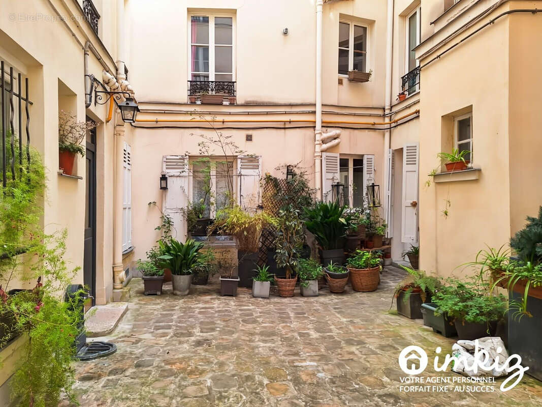 Appartement à PARIS-18E