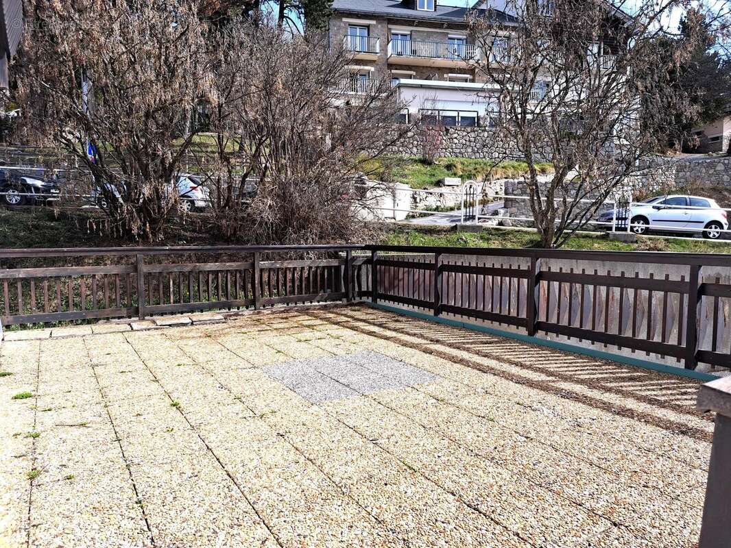 Appartement à FONT-ROMEU-ODEILLO-VIA