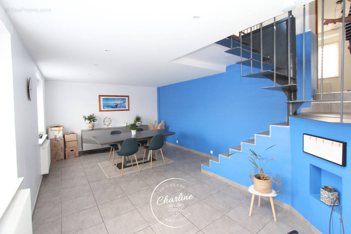 Maison à SAINTE-MARIE-AUX-CHENES