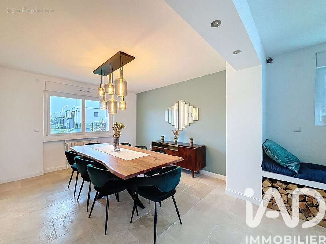 Photo 2 - Maison à CHARLY-ORADOUR