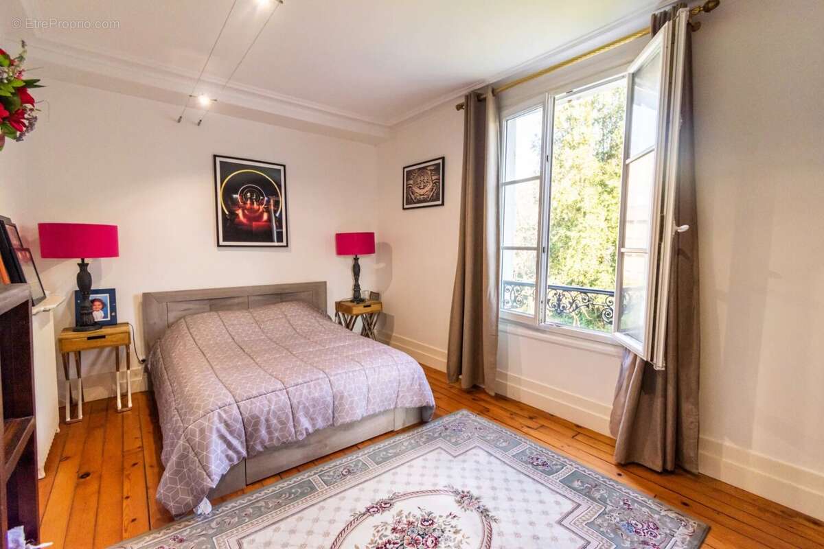 Maison à MONTMORENCY