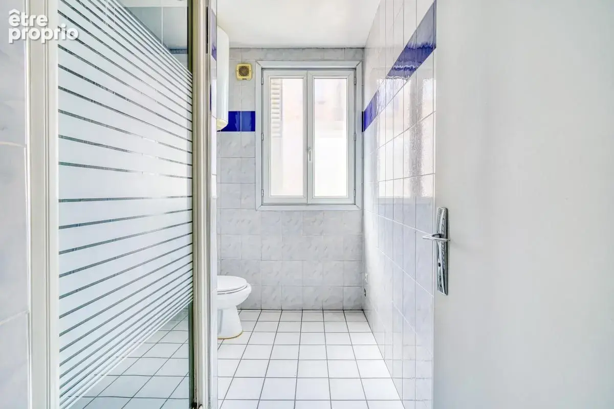 2 pièces 38 m² traversant, prêt à vivre — Métro Garibaldi 2 min - Charles Schmidt - photo 10