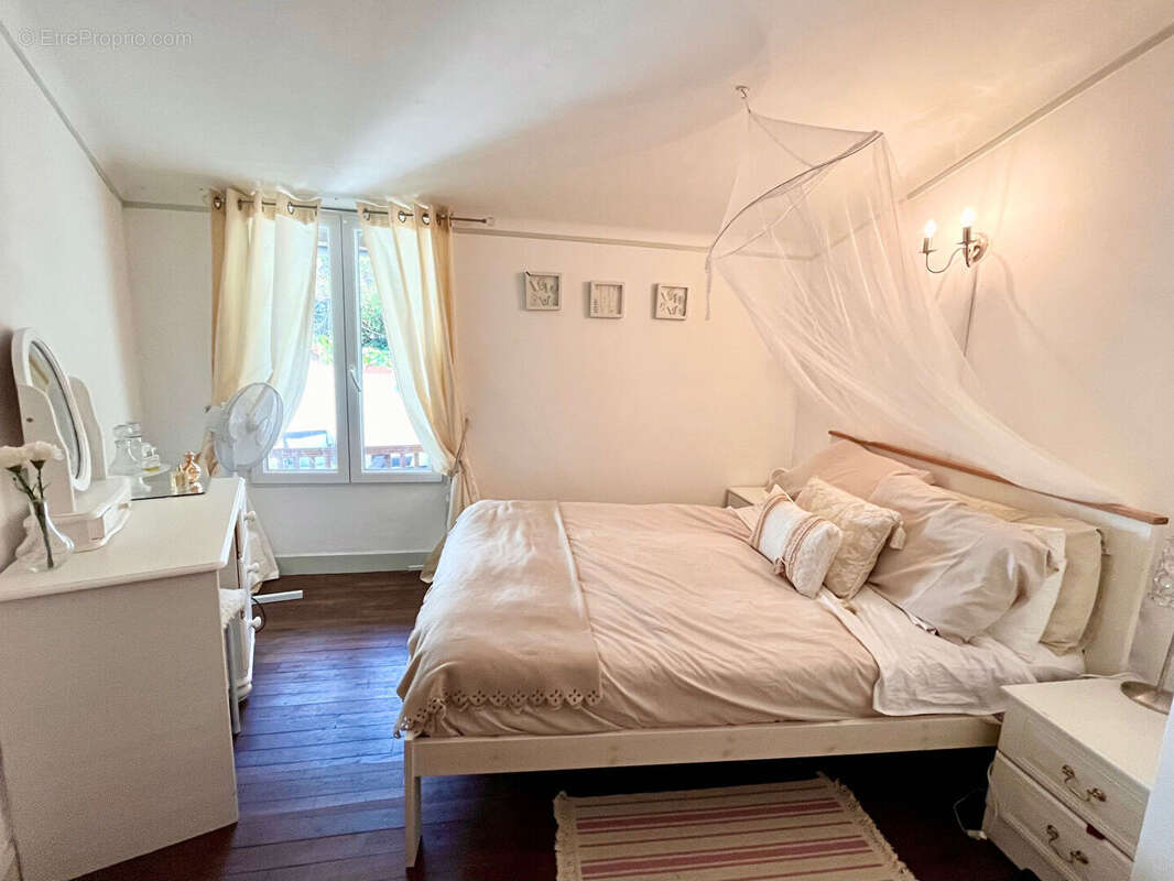Maison L Isle Jourdain - photo 12