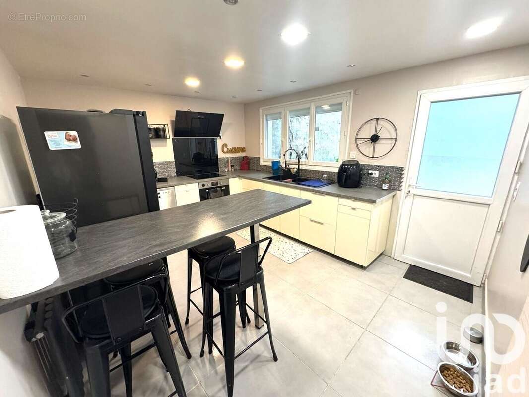 Photo 7 - Maison à SAINT-PIERRE-DU-PERRAY