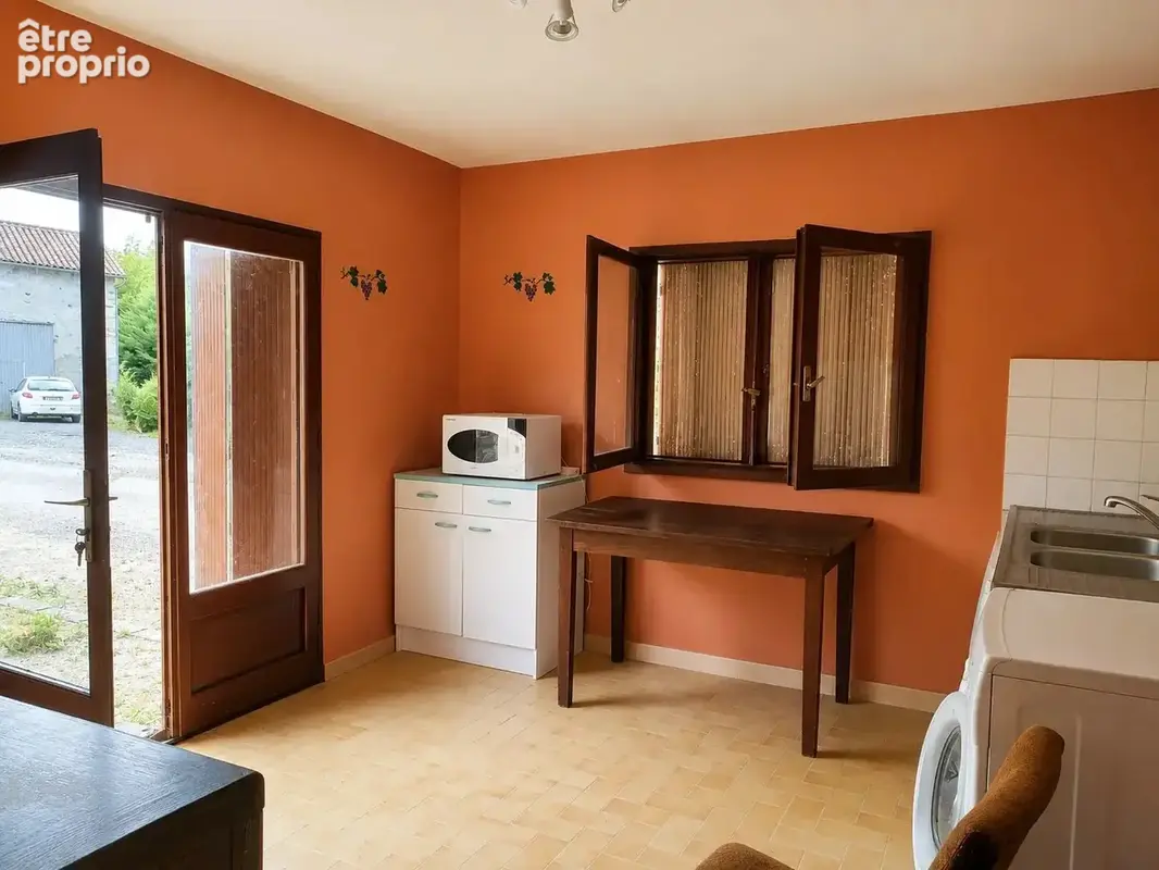 Maison 90 m² à Oradour-Sur-Vayres  - photo 4