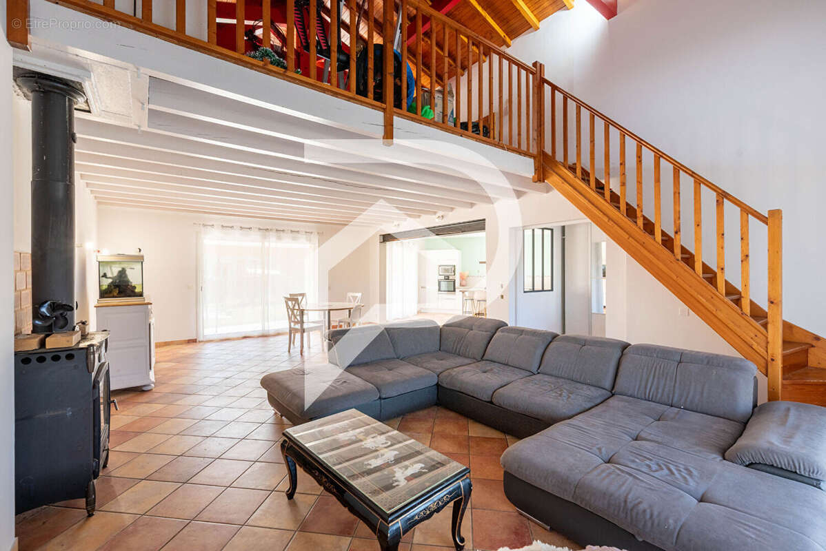 Maison à BRETAGNE-DE-MARSAN