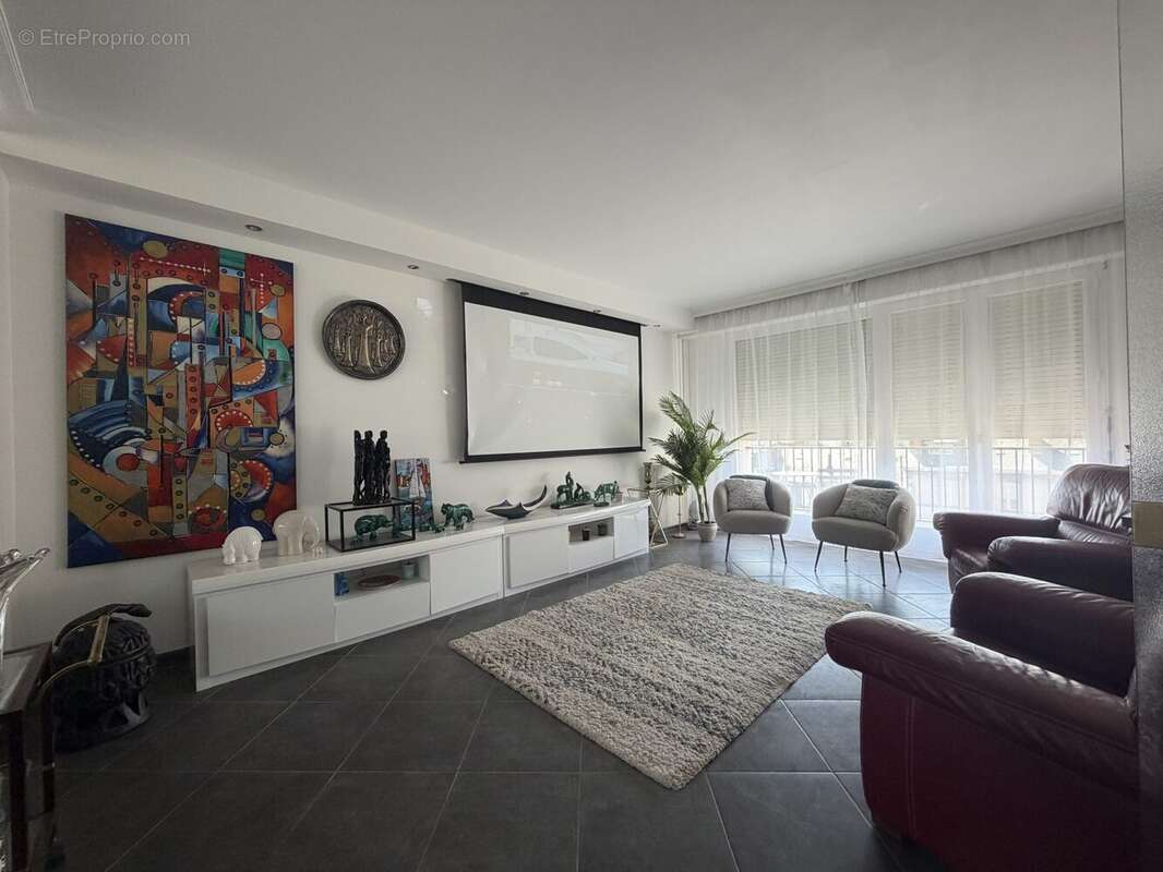 Appartement 121 m² à Limoges  - photo 3
