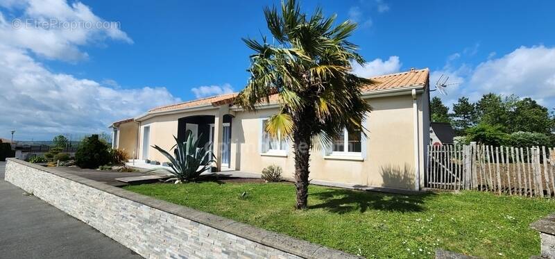 Maison à L&#039;ABSIE